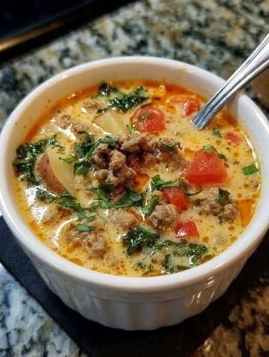 Creamy Sausage, Potato & Spinach Soup